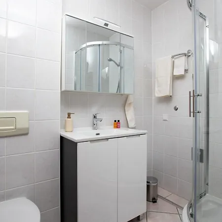 Barjaktaric ゲストハウス マリンスカ